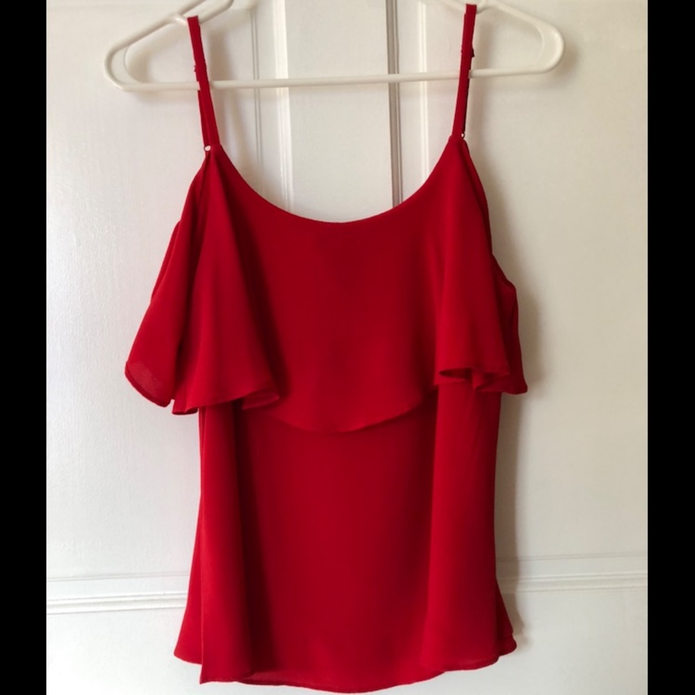 Red bobeau cold shoulder tank top size small